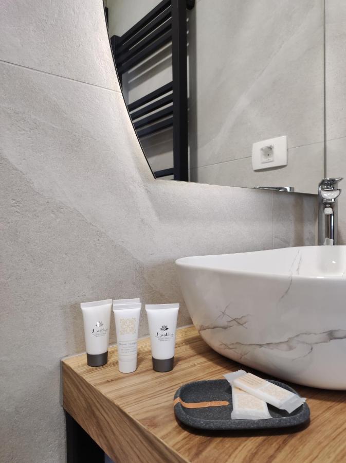 Boutique Rooms By Petric Winery Dobravlje Екстериор снимка
