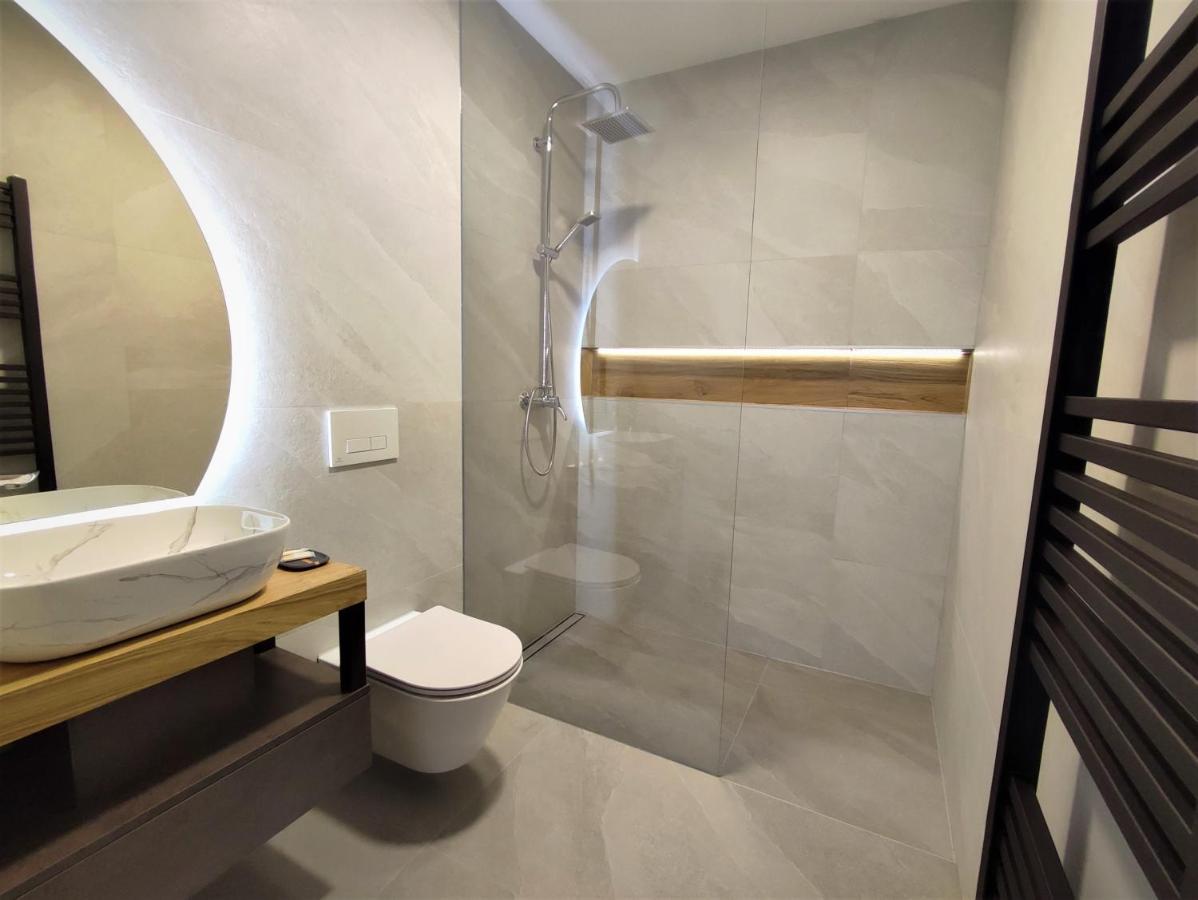 Boutique Rooms By Petric Winery Dobravlje Екстериор снимка