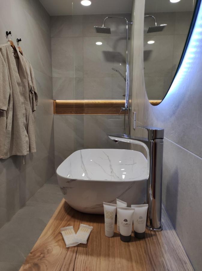 Boutique Rooms By Petric Winery Dobravlje Екстериор снимка