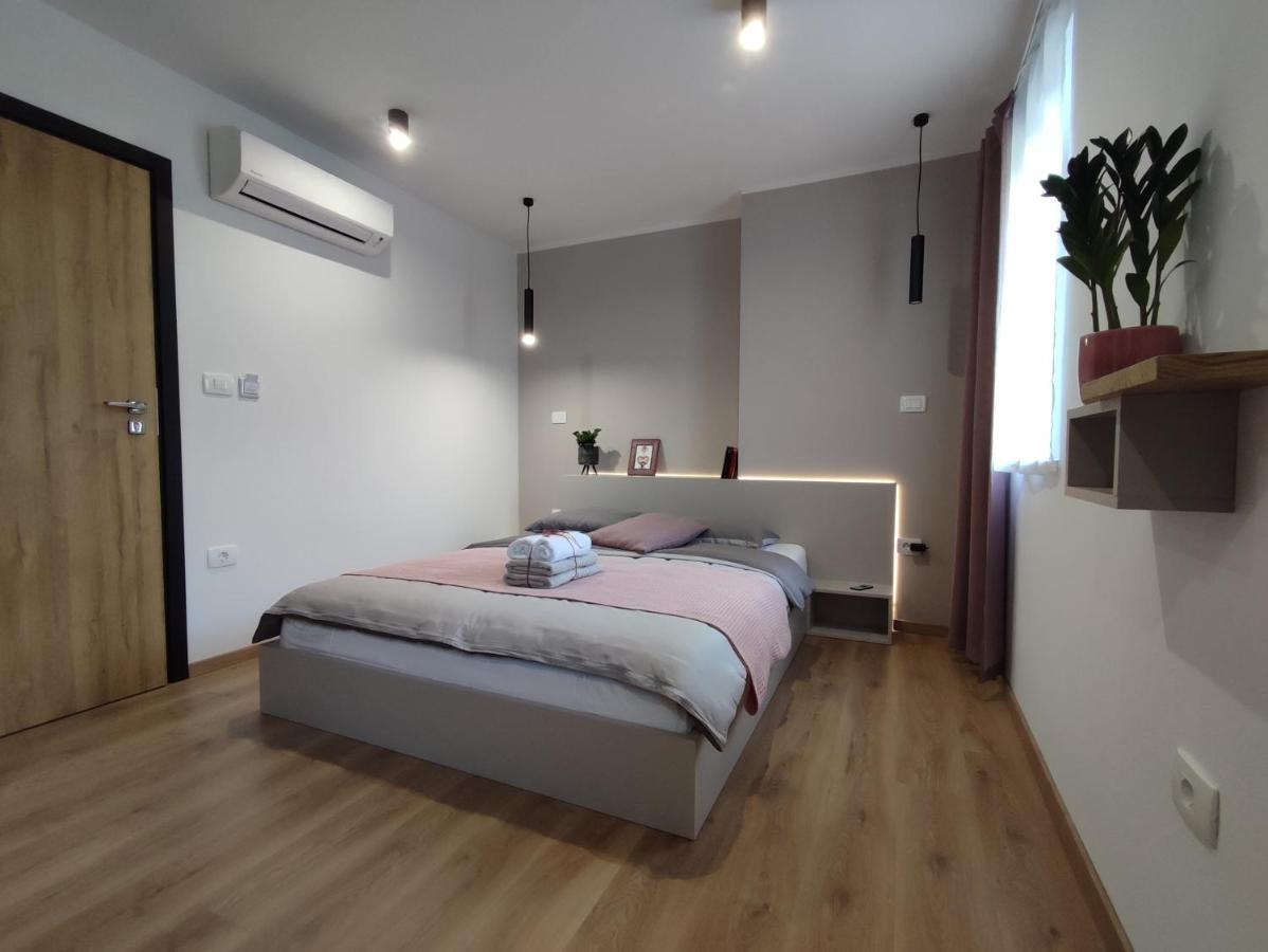 Boutique Rooms By Petric Winery Dobravlje Екстериор снимка