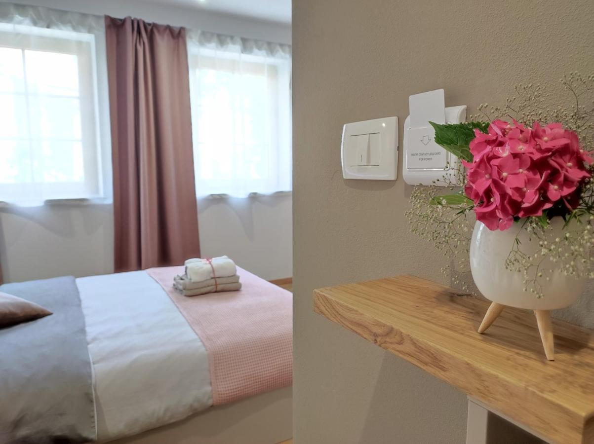 Boutique Rooms By Petric Winery Dobravlje Екстериор снимка