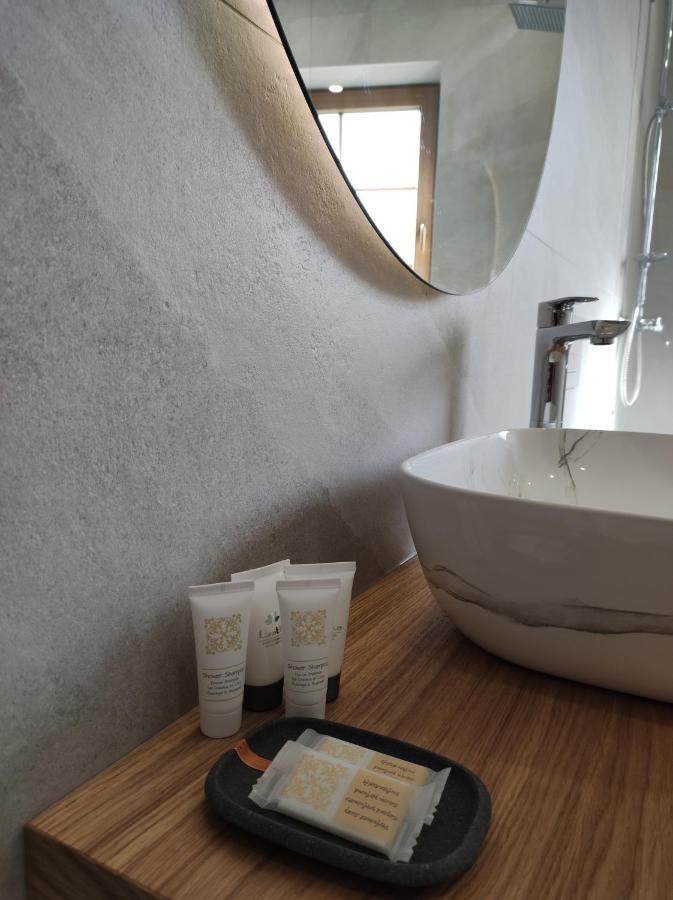 Boutique Rooms By Petric Winery Dobravlje Екстериор снимка