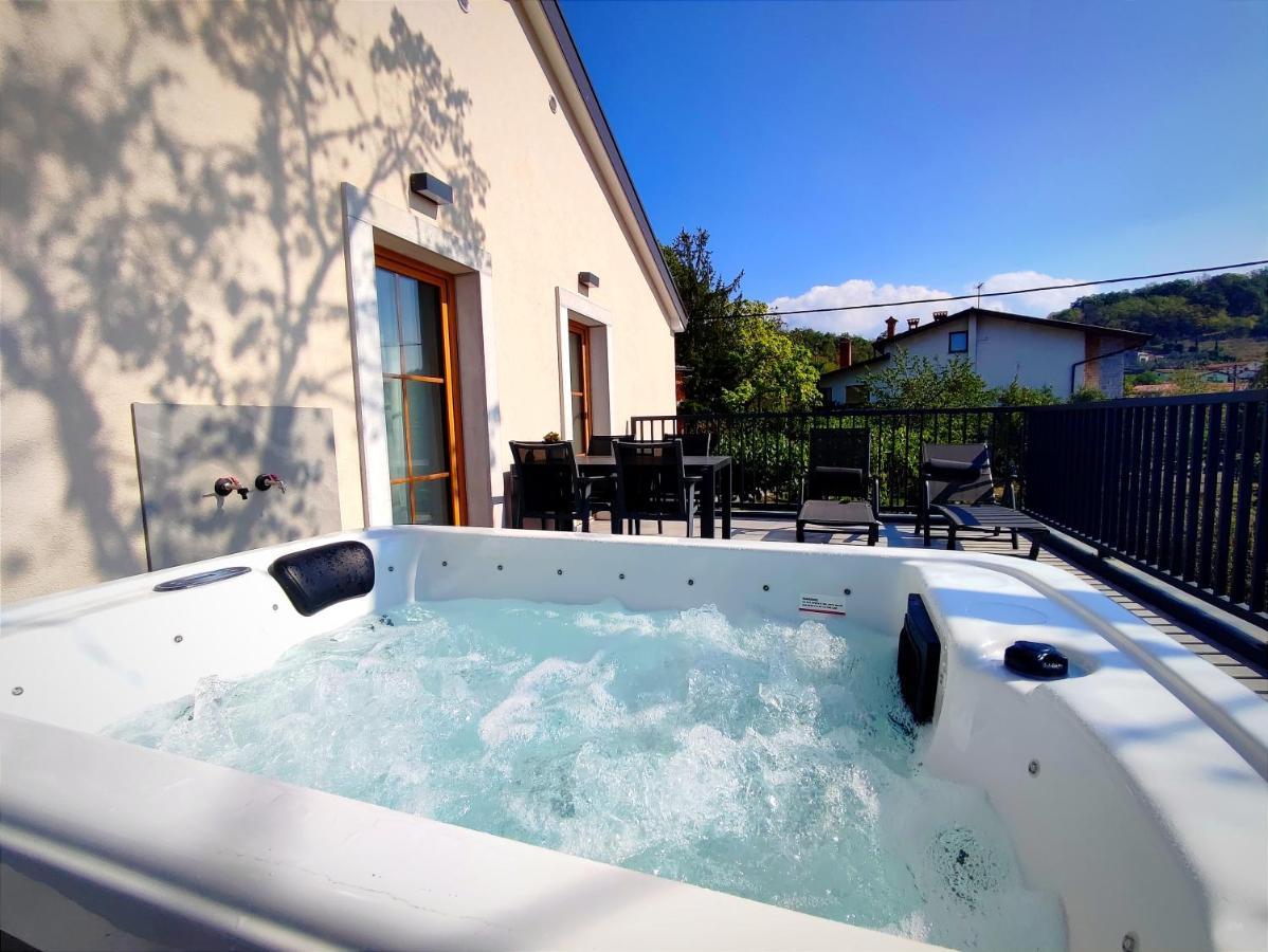 Boutique Rooms By Petric Winery Dobravlje Екстериор снимка